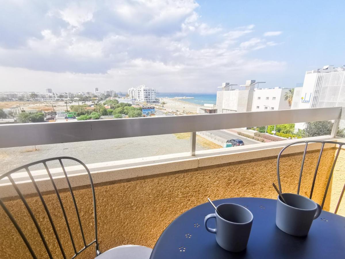 Sea-Esta Seaview Apartment, 200 Meters To The Beach Larnaka Exterior foto