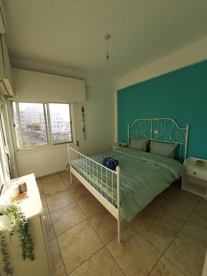 Sea-Esta Seaview Apartment, 200 Meters To The Beach Larnaka Exterior foto
